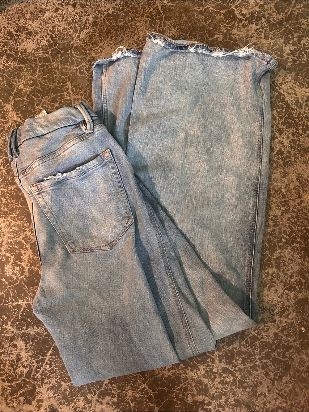 Good American Light Wash Women's Wide-Leg Jeans - Classic Denim